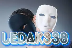 ledak338-bermuka2